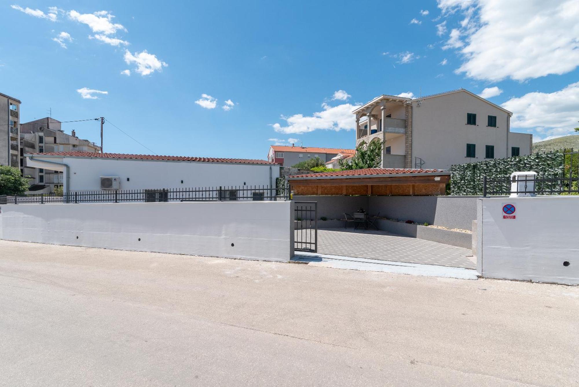 Apartman Dino Trogir Exterior photo