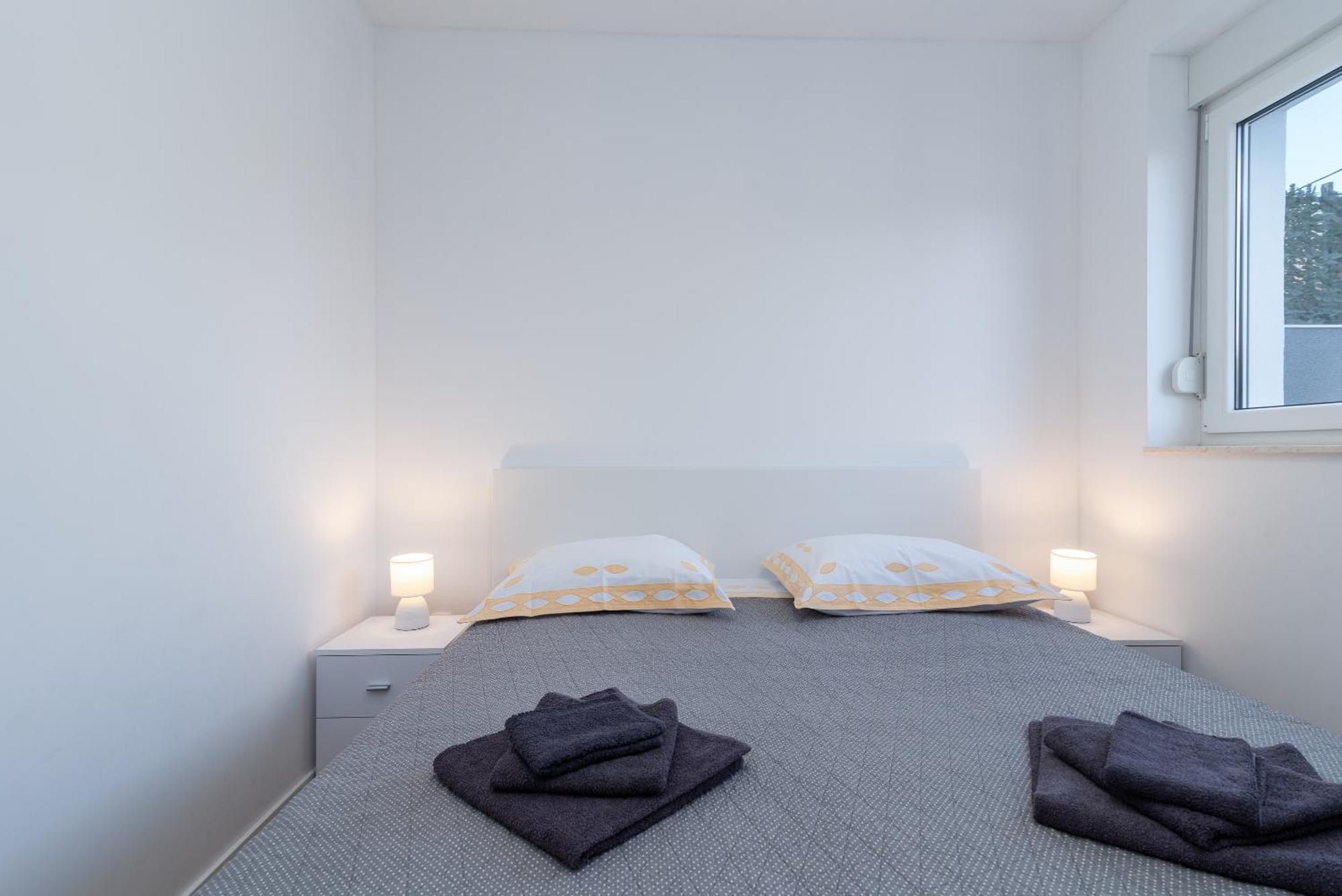 Apartman Dino Trogir Exterior photo